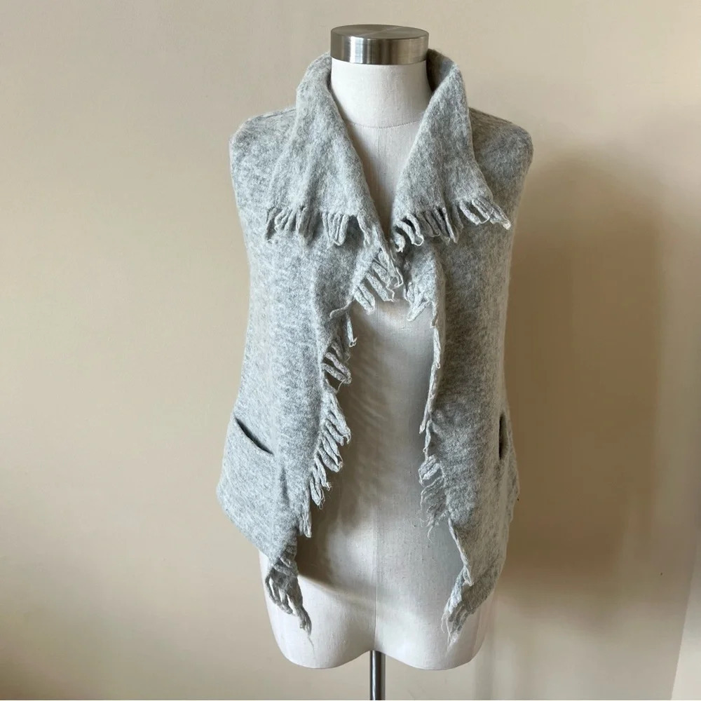 Wilfred Free fringe sweater vest 17956
